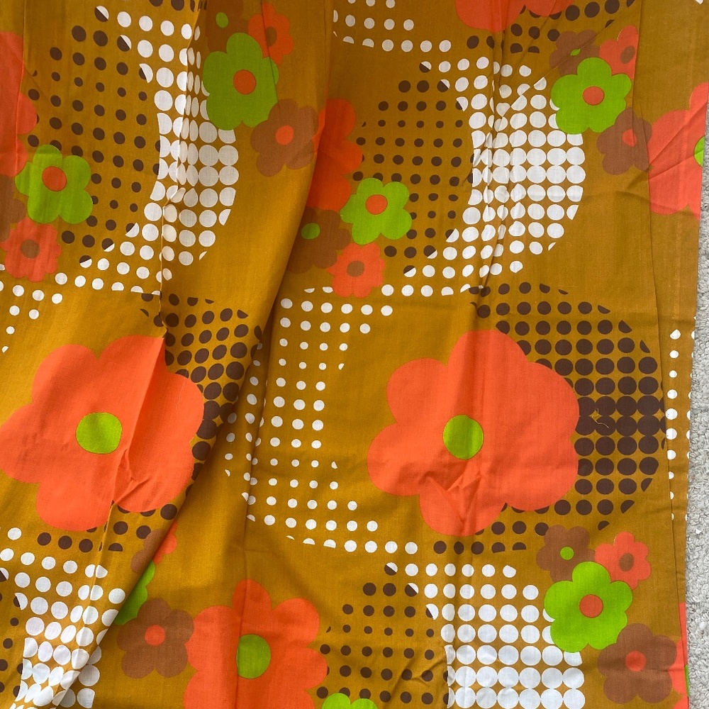 4 pc Awesome Vintage Curtains - Flower Power - Groovy - Mod Floral - Springmaid